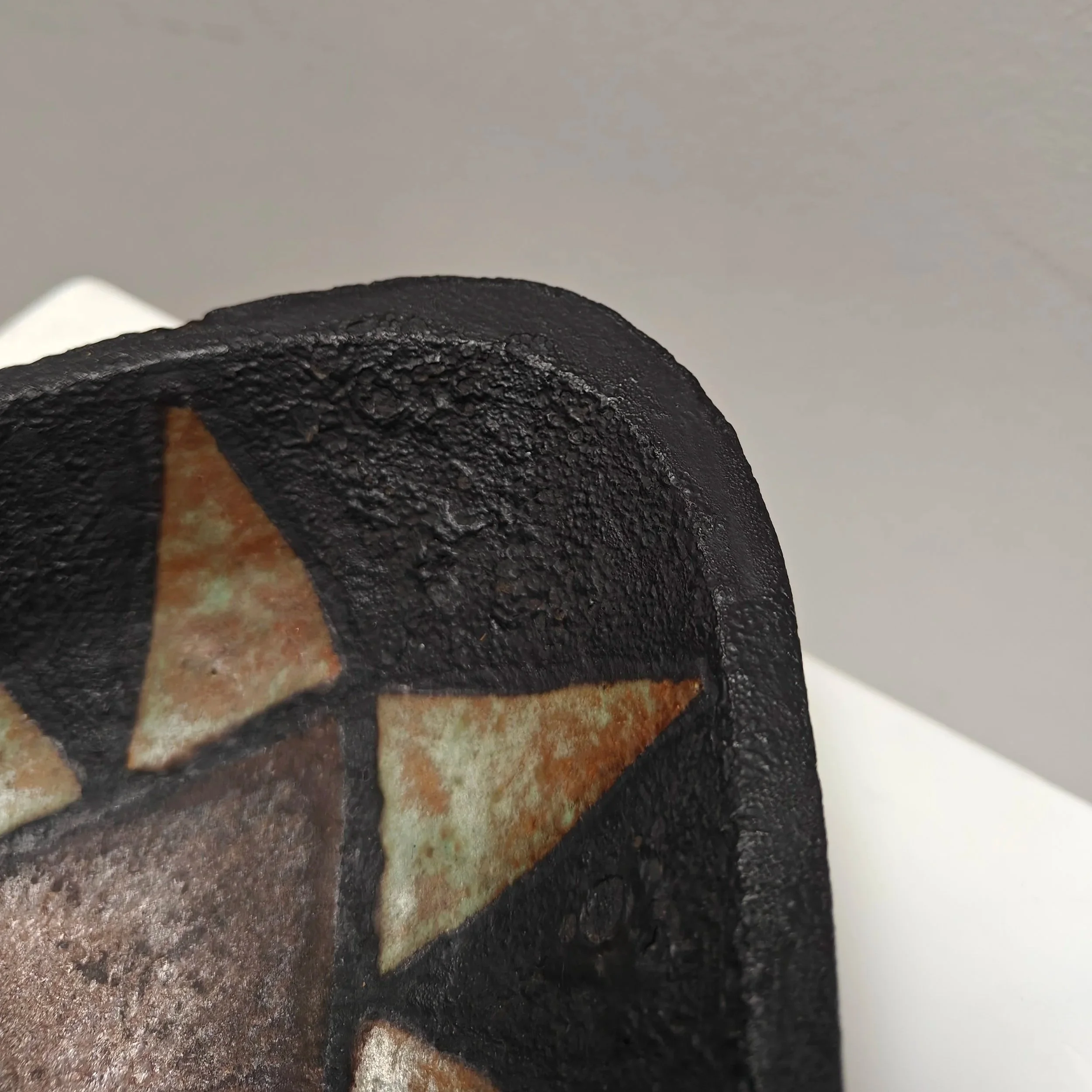 French+modenist+triangle+shaped+bowl+5.jpg