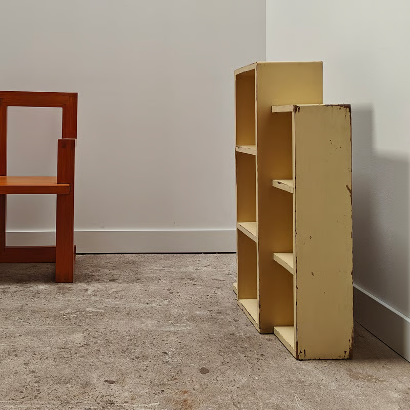 Art Deco shelving unit 7.png