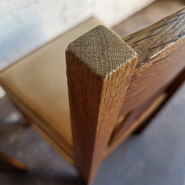 Pair of four oak chairs Haagse school 12.png