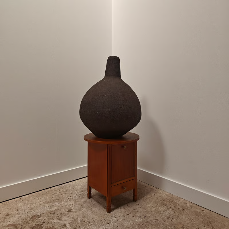 XL vase, studio made in the 1960s 3.png