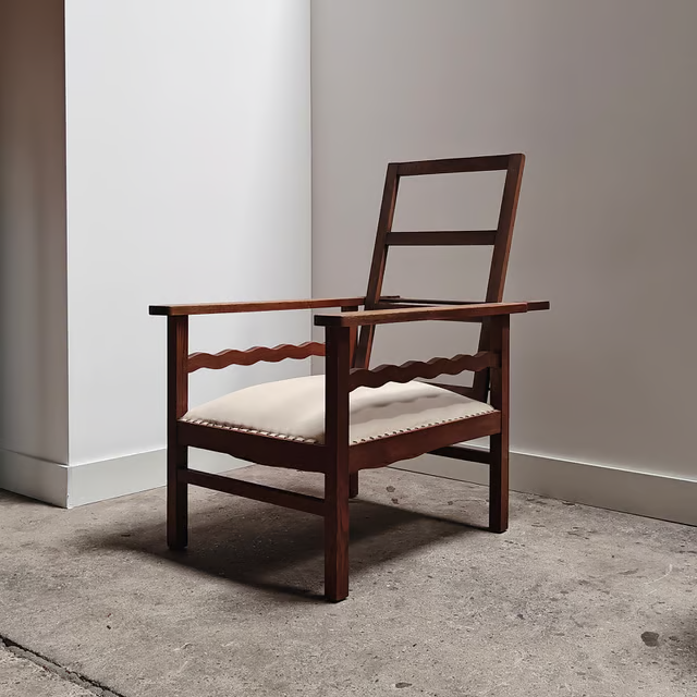 Adjustable armchair from the 1930s 4.png