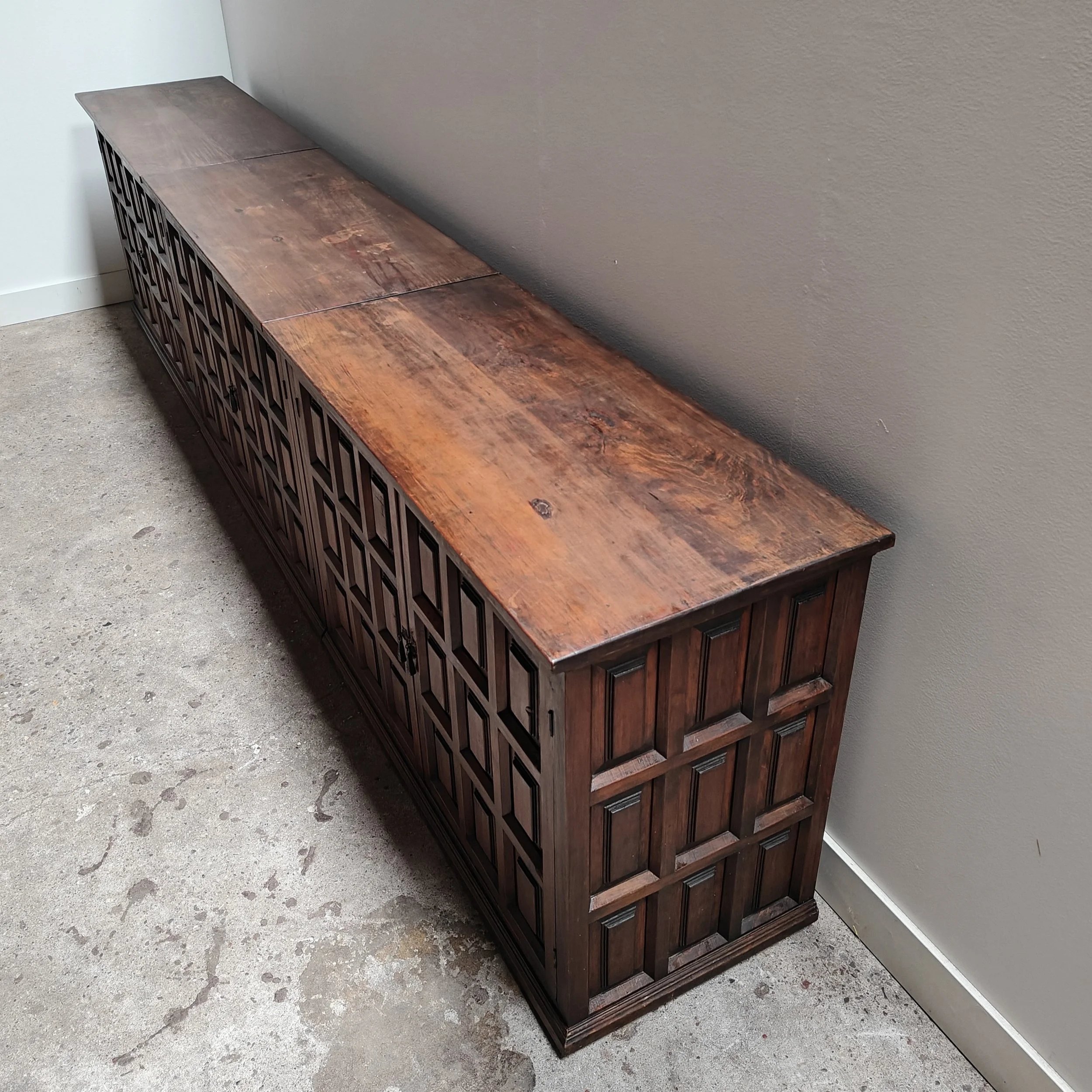 Spanish wall cupboard of 331 cm from the 1970s 4.jpg