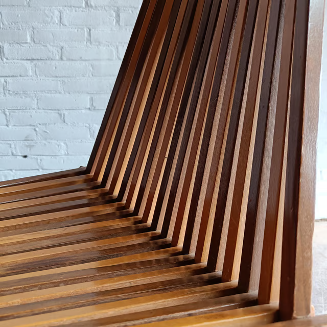 Rohe slatted chair 4.png