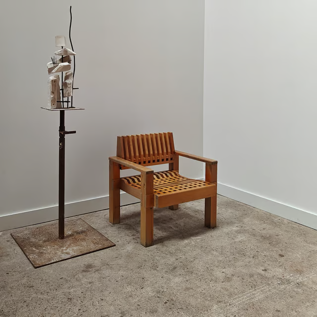 Unique architectural sculptural armchairs 4.png