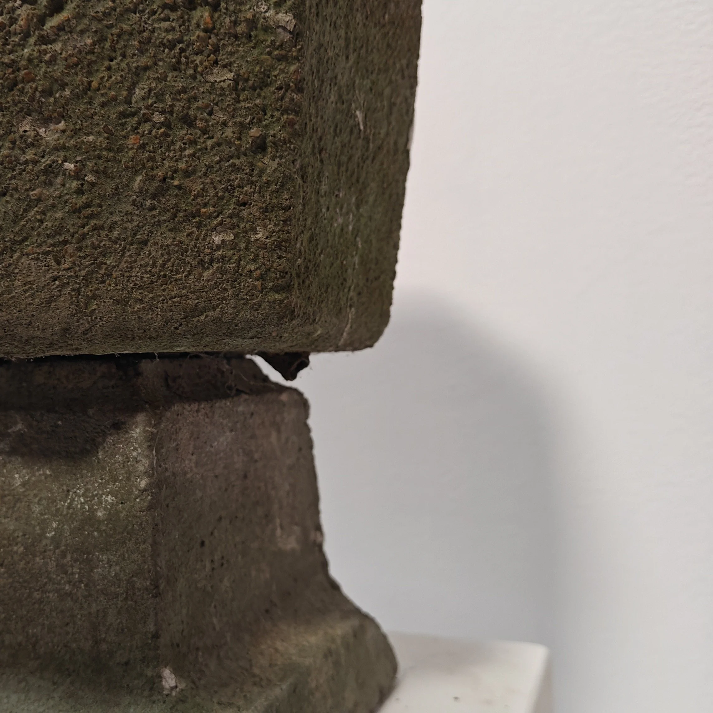 Set of two hexagonal stone flower pots 4.jpg