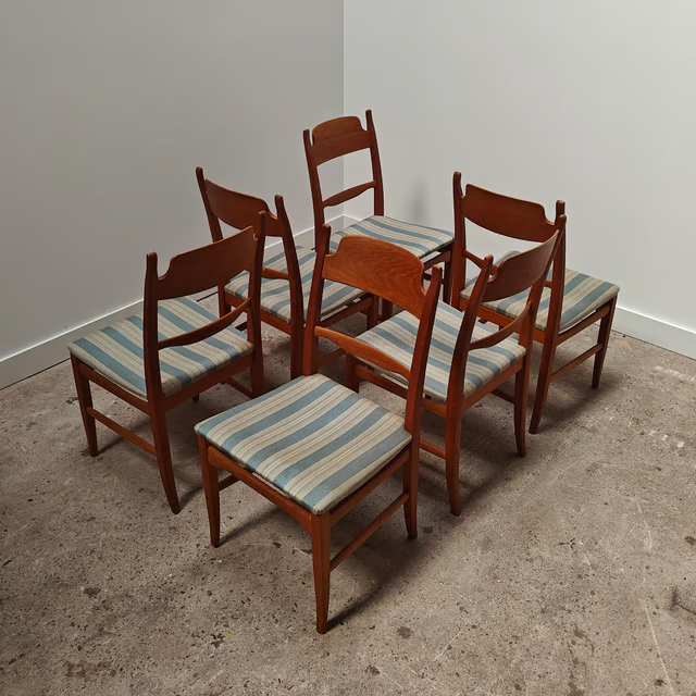 Carl Malmsten dining chairs from the 1950s Set6 5.png