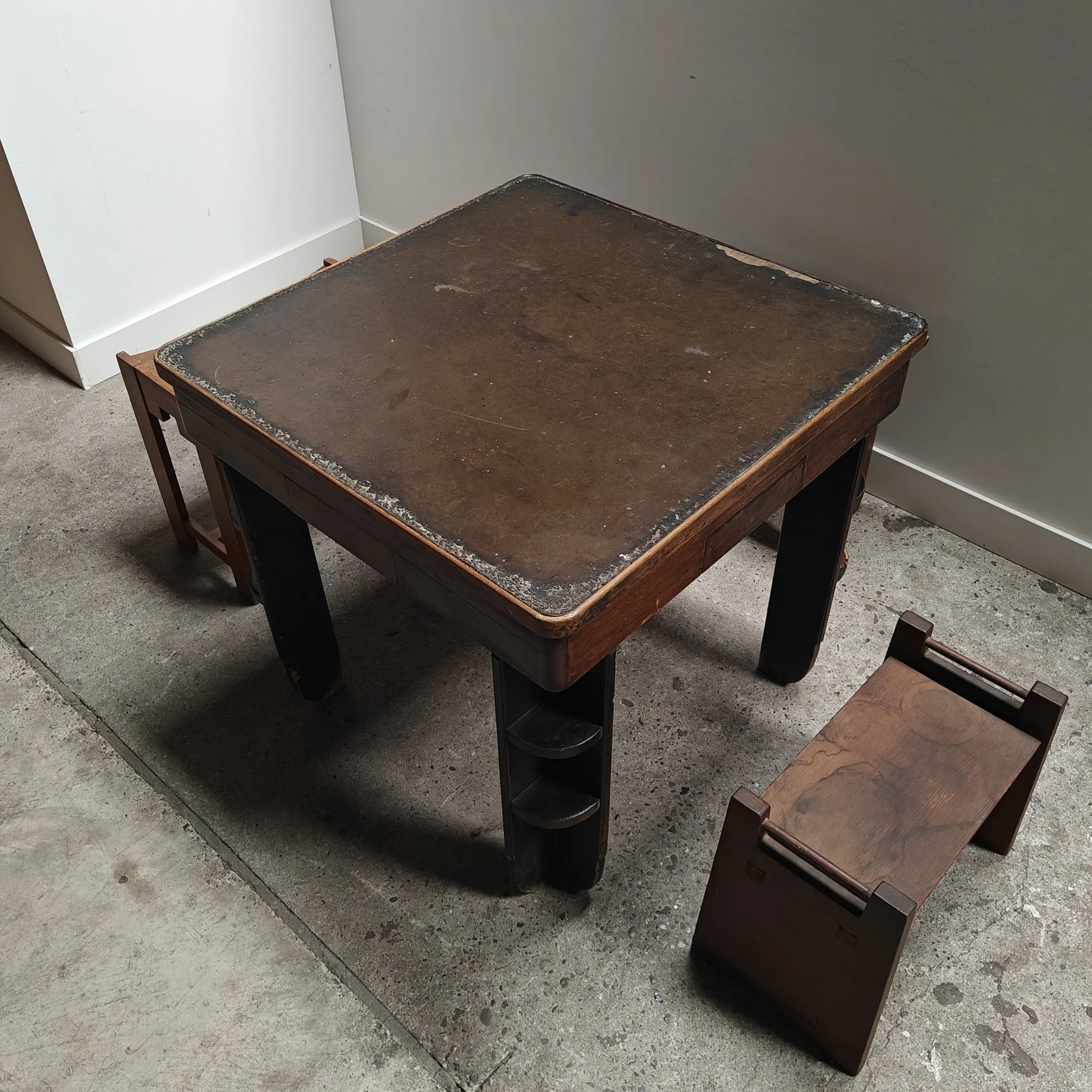 Eastern game table 12.jpg