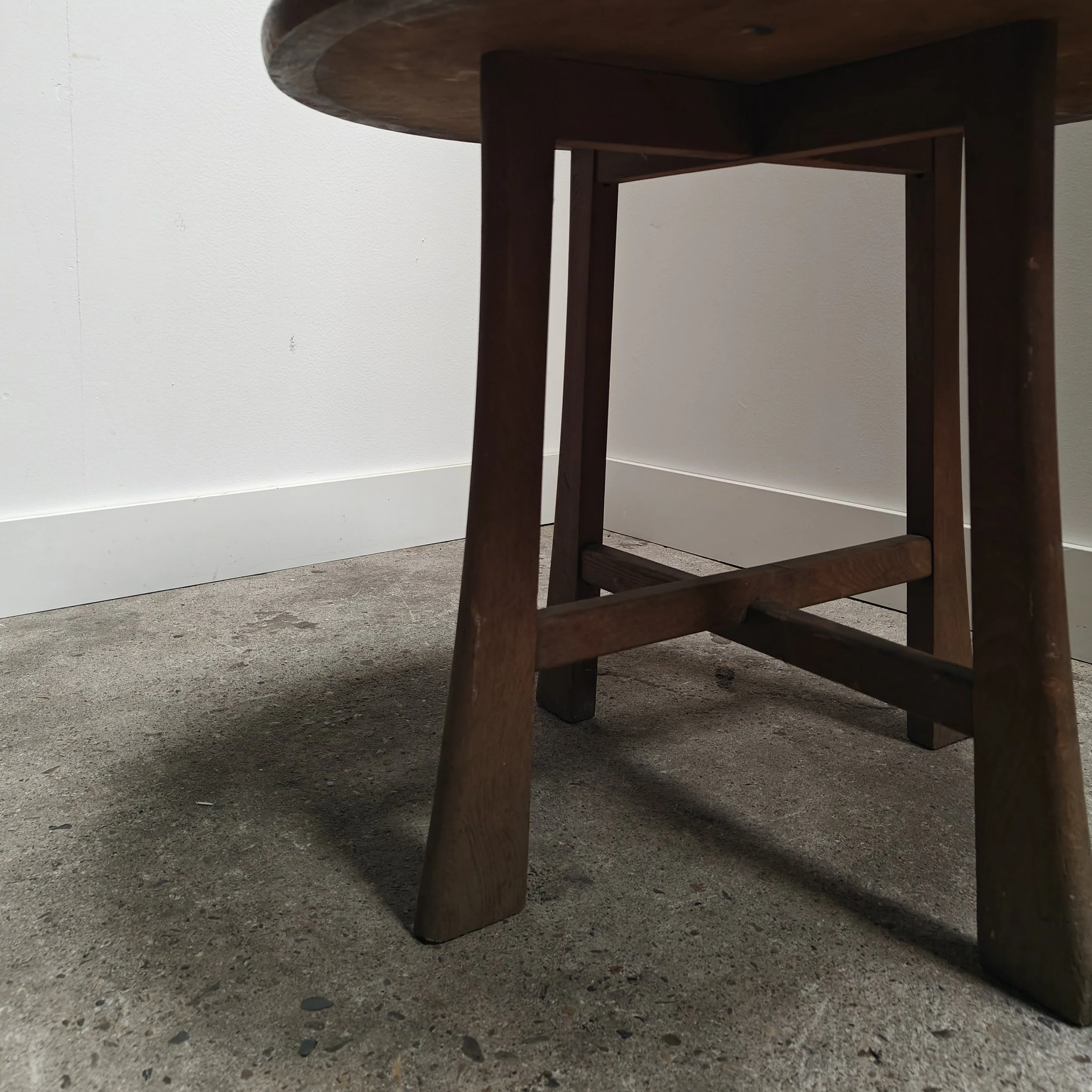 Amsterdamse school sidetable with metal tray h58 w68 2.jpg