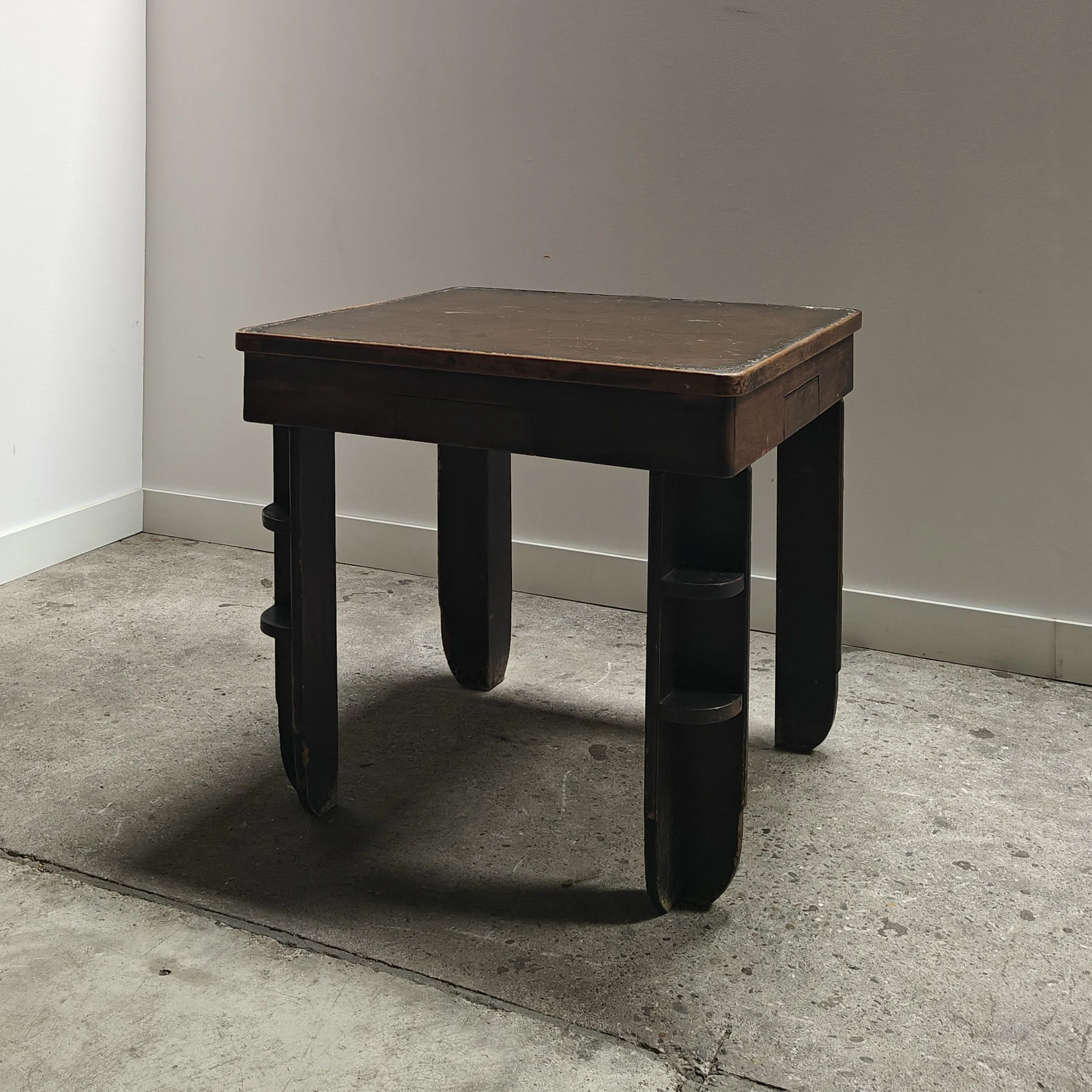 Eastern game table 23.jpg
