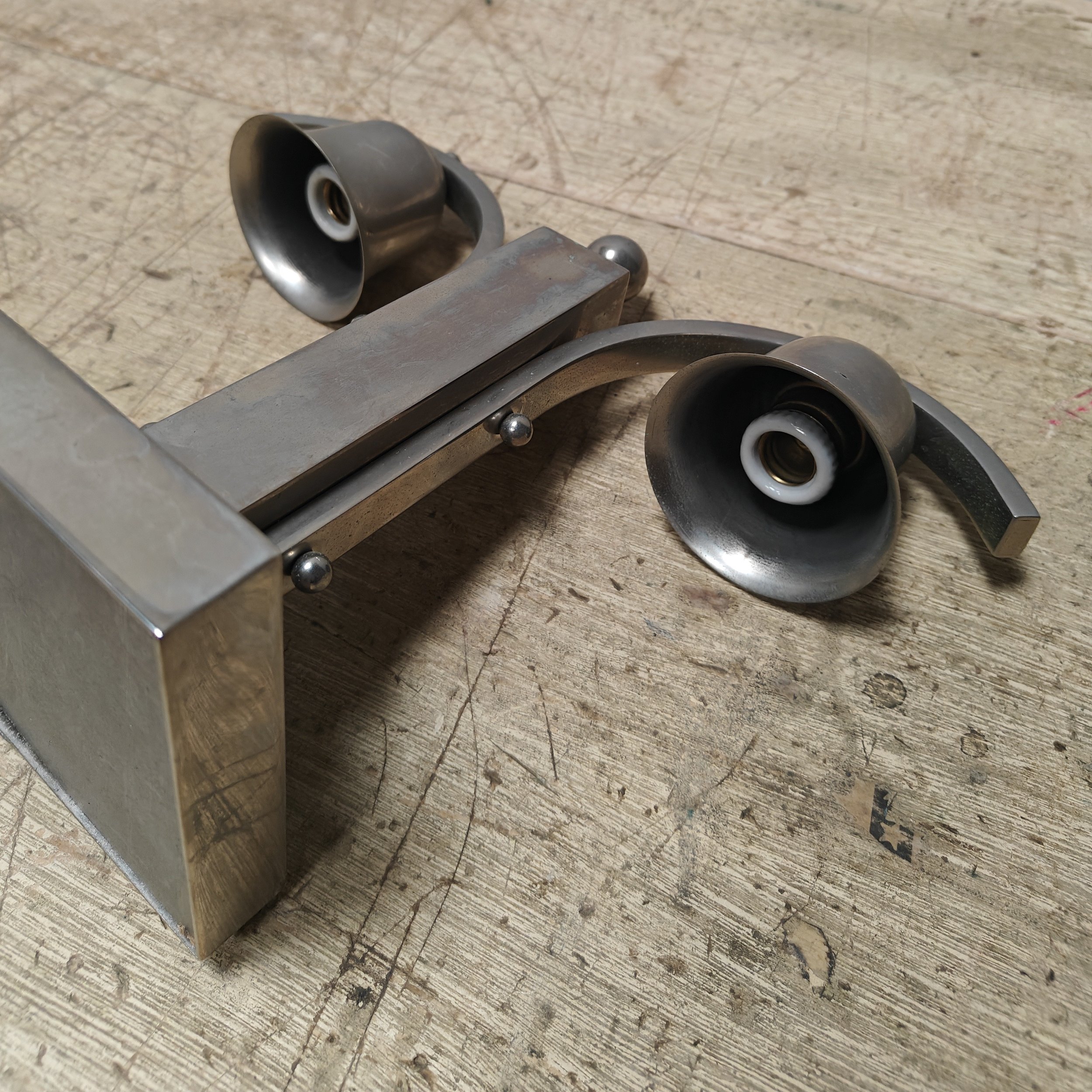 Dutch 1920s double bell shaped lamp 1.jpg