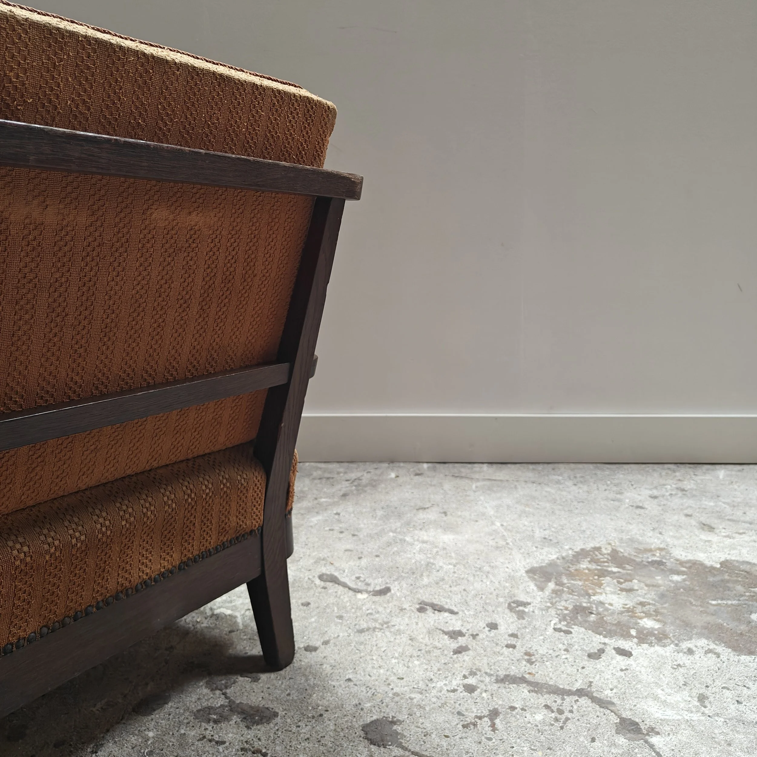 Set of two armchairs fream eastern Europe 4.jpg