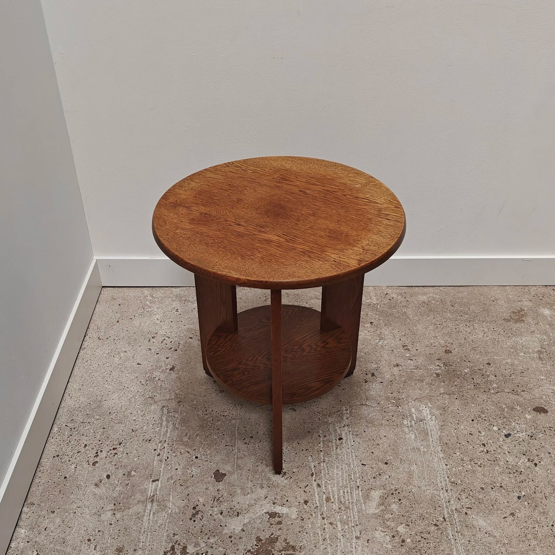 Modernist+Haagse+school+round+sidetable+6.jpg