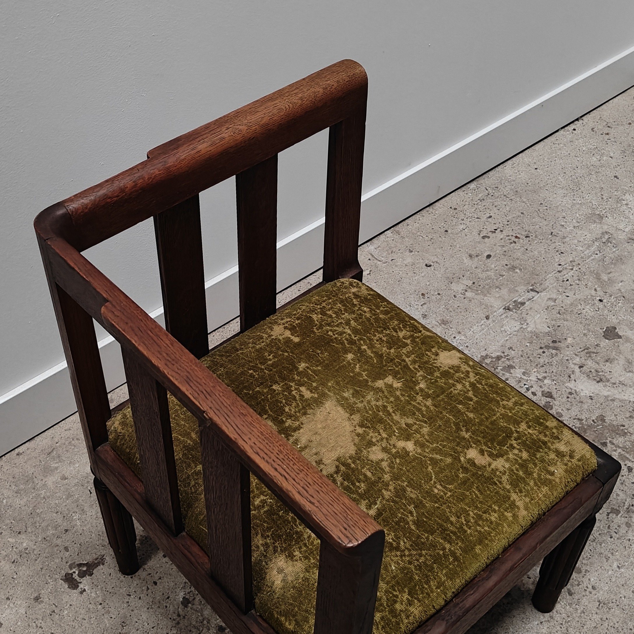 Classic set of two corner chairs, top view