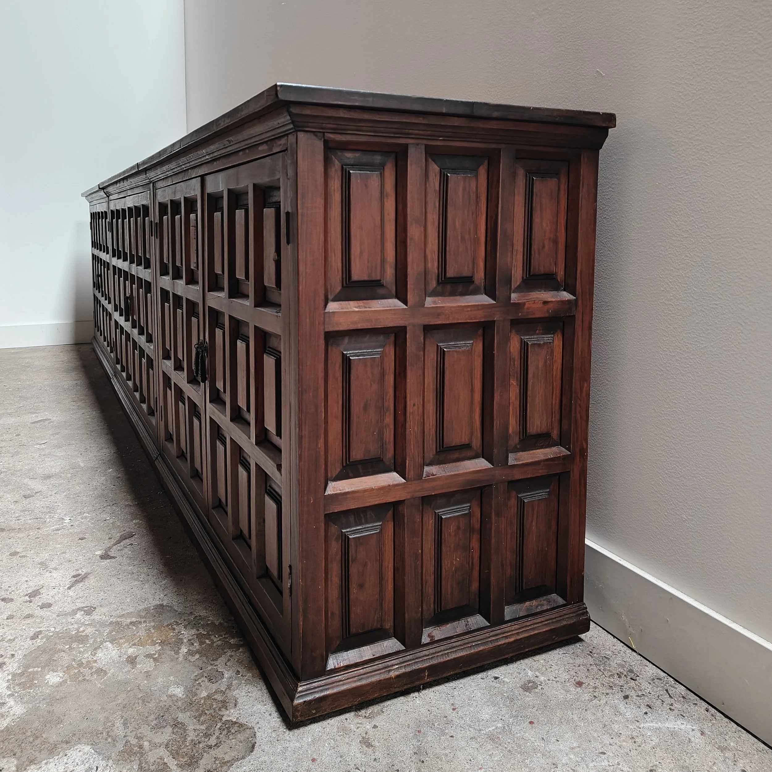 Spanish wall cupboard of 331 cm from the 1970s 9.jpg