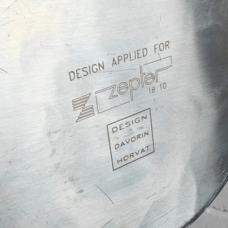 Zepter design vase by Davorin Horvat 4.png