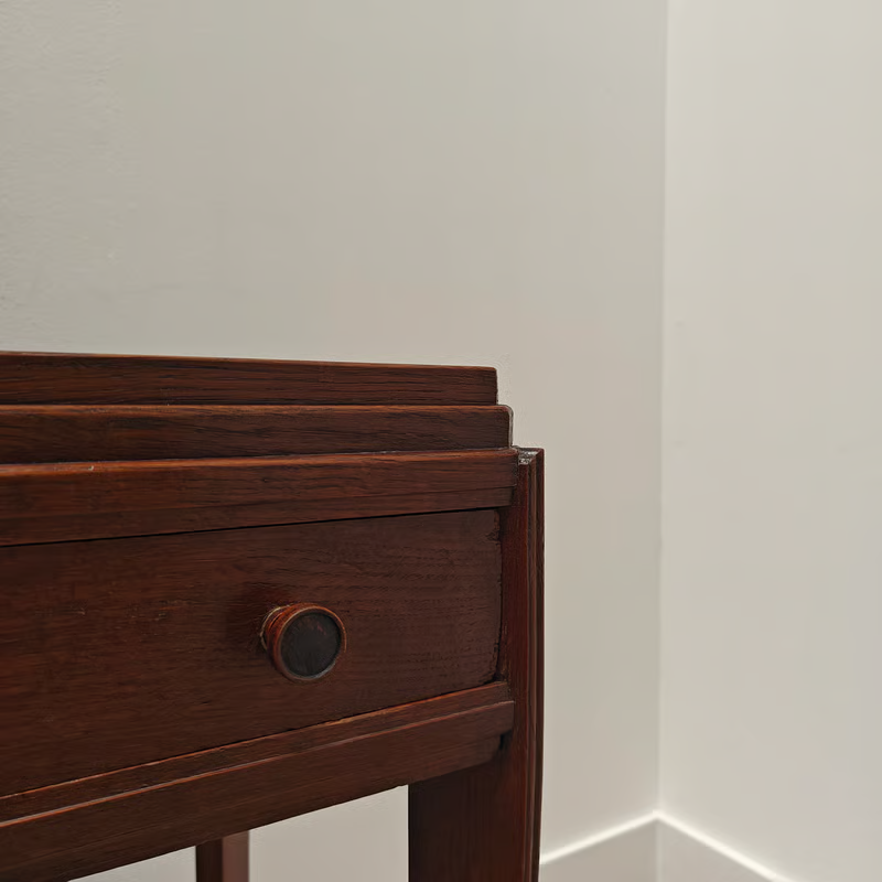 Art Deco side table 8.png