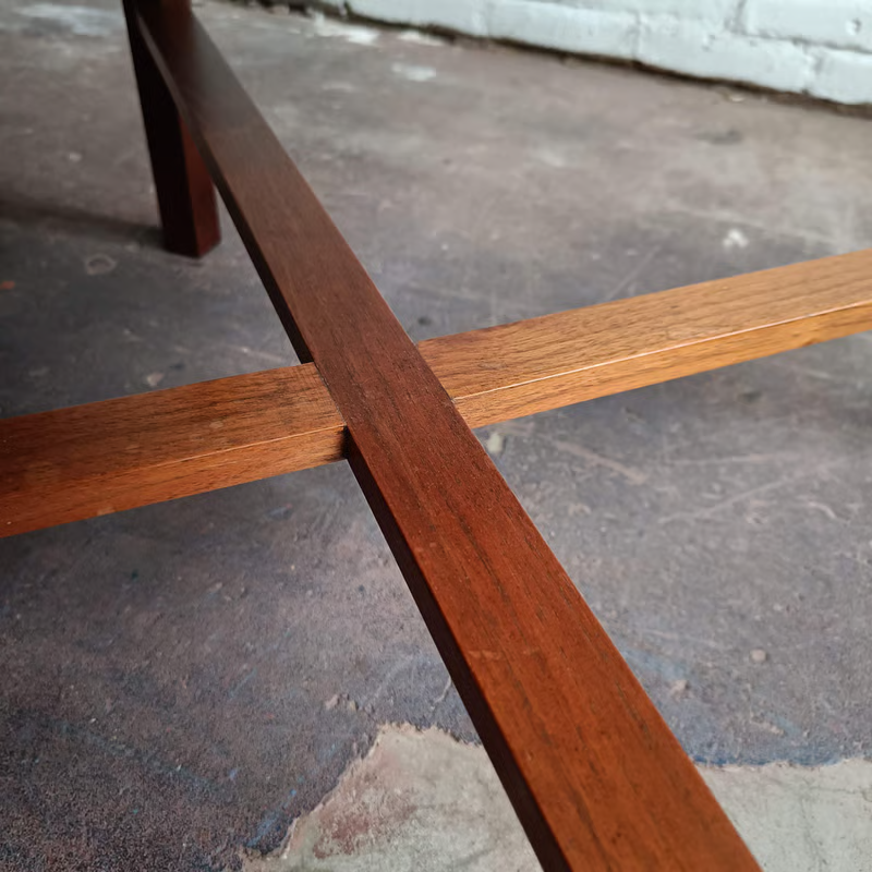 Sidetable Huizinga, meubelfabriek 'Nederland' 7.png