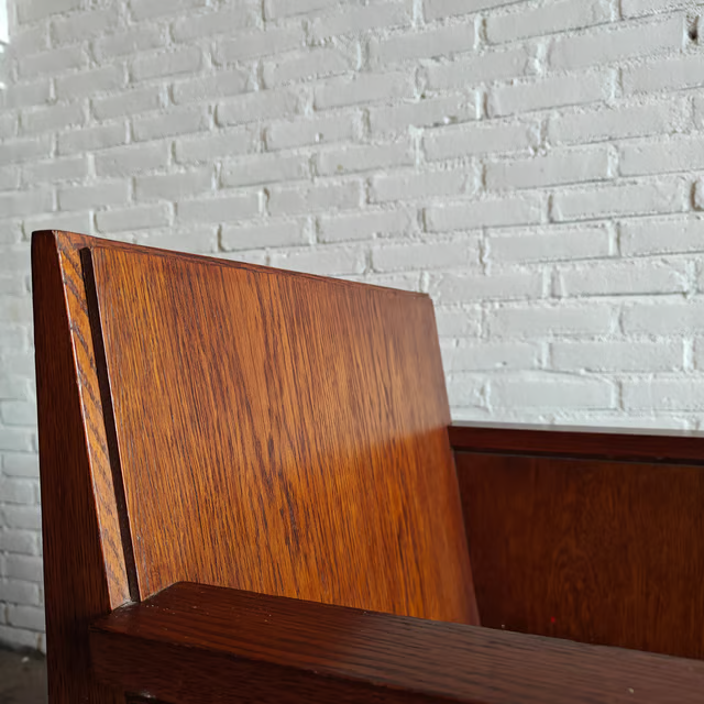 Modernist oak sidechair 9.png