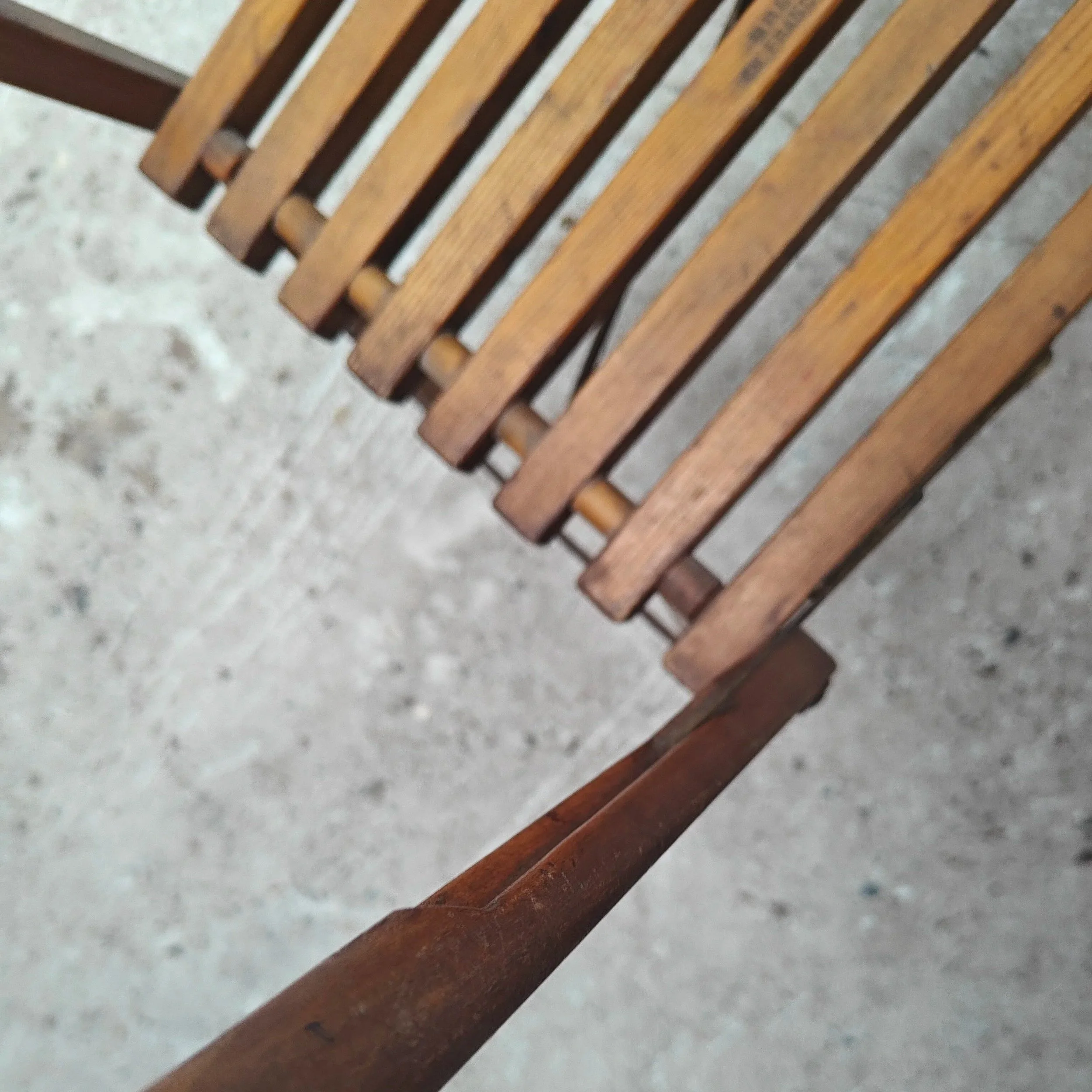 French+folding+park+chair+from+the+1930s+16.jpg