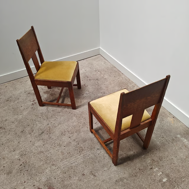 Haagse school side chairs Set2 3.png
