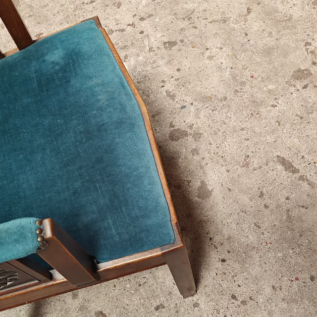 Accent chair Art Nouveau 2.png