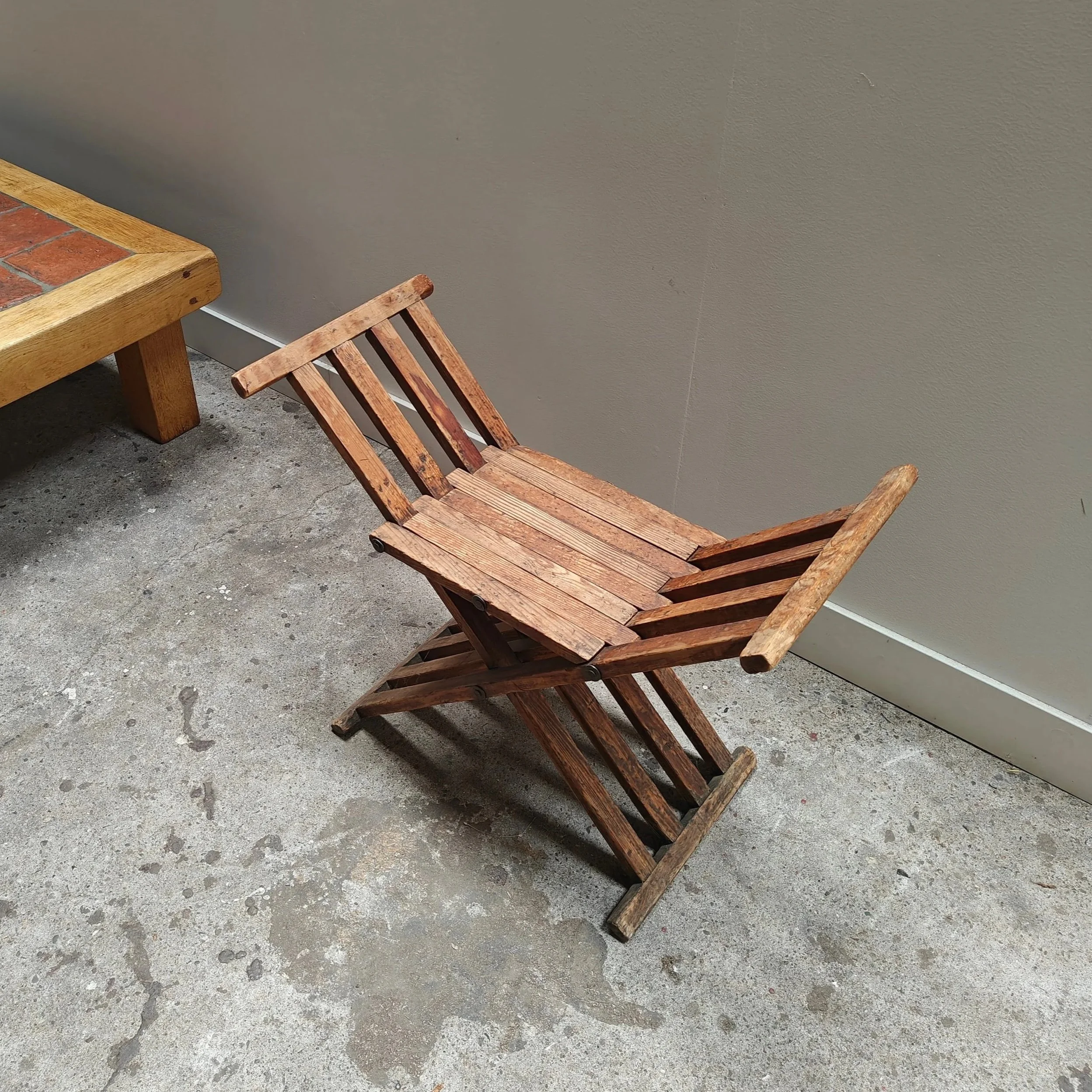 Antique+wooden+folding+stool+2.jpg