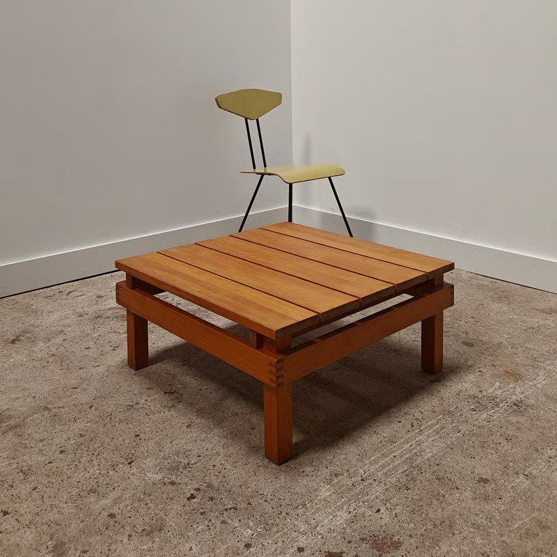 Slatted pine coffee table 6.png