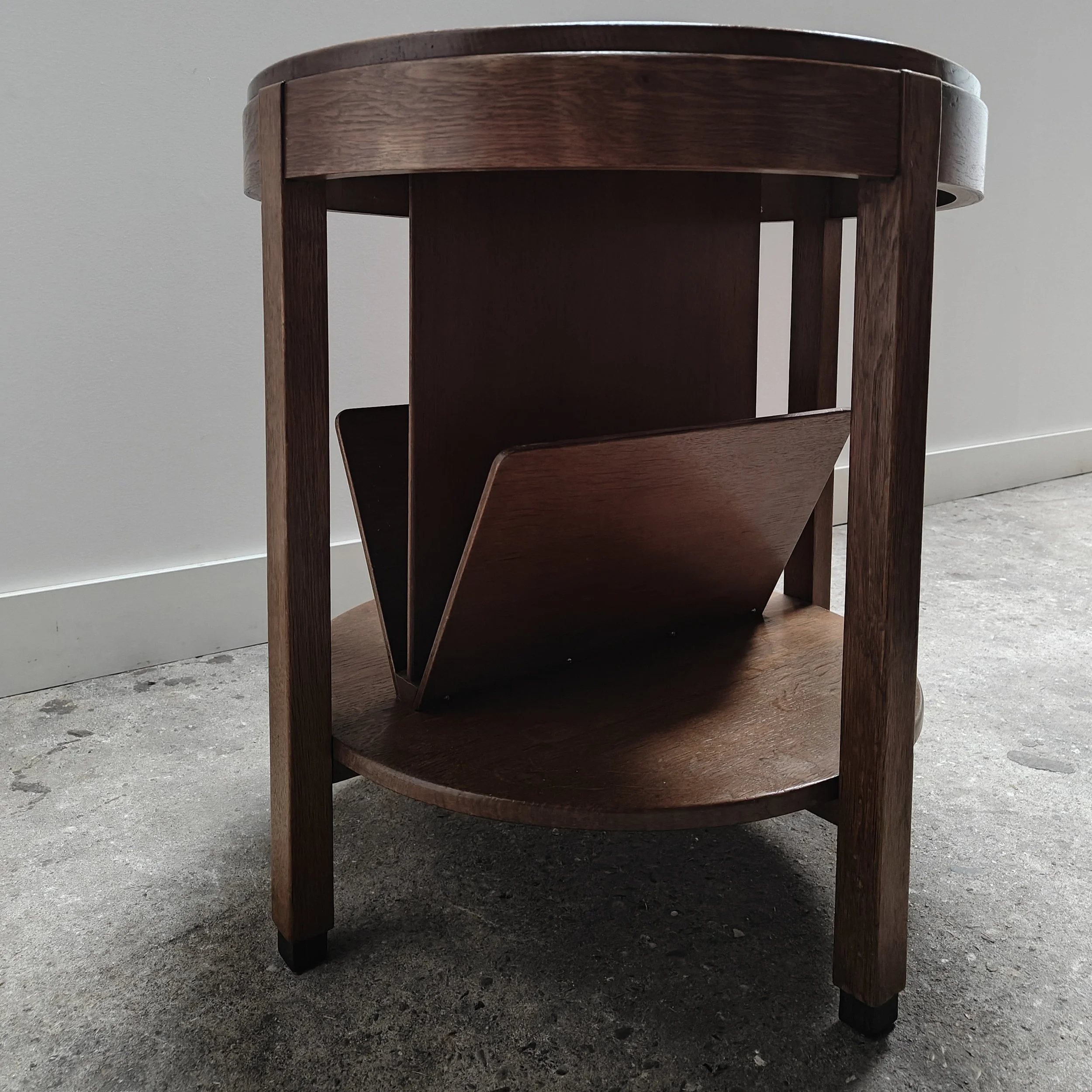 Round AmsterdamSchool sidetable with magazine rack 7.jpg