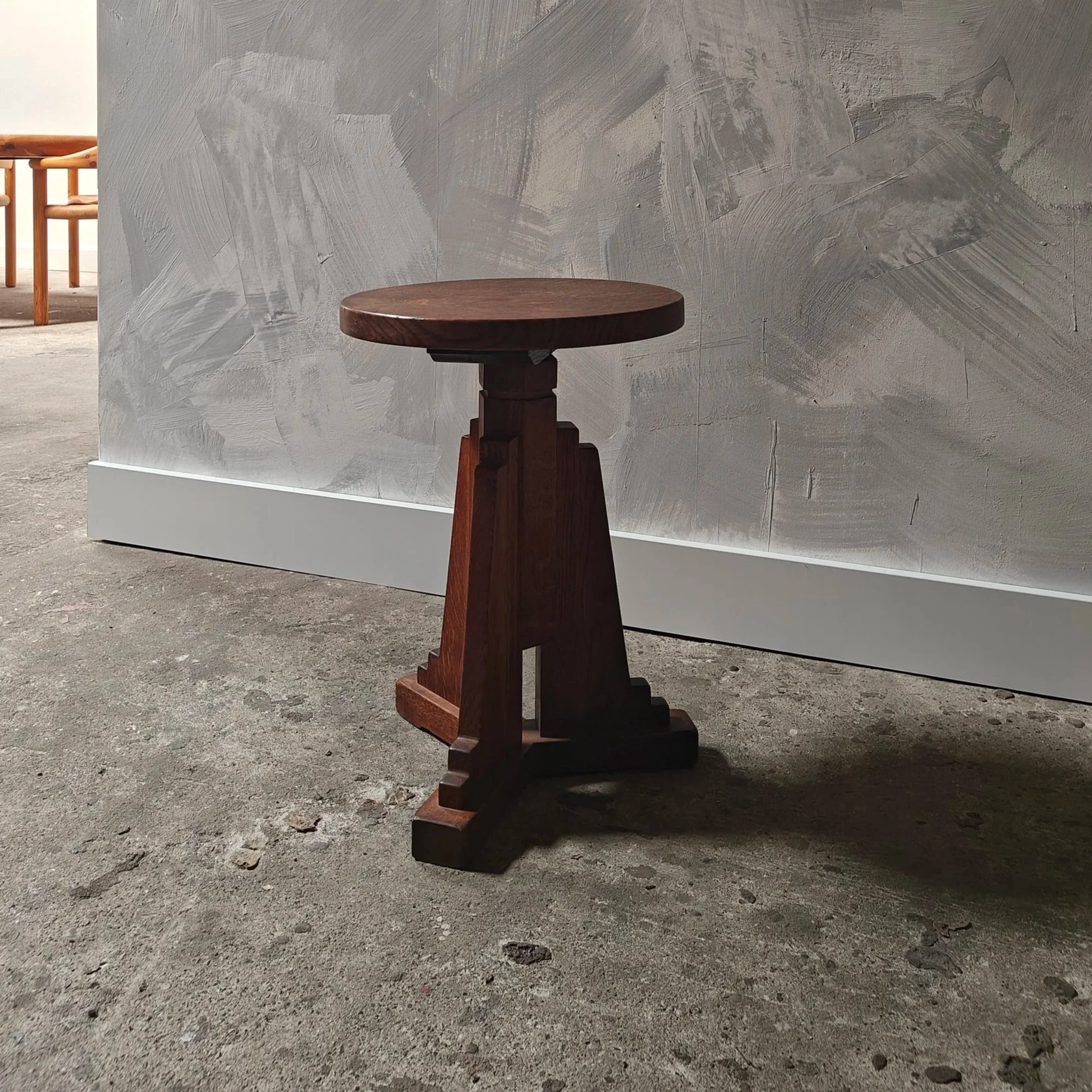 Art+Deco+stool+height+adjustable+1.jpg