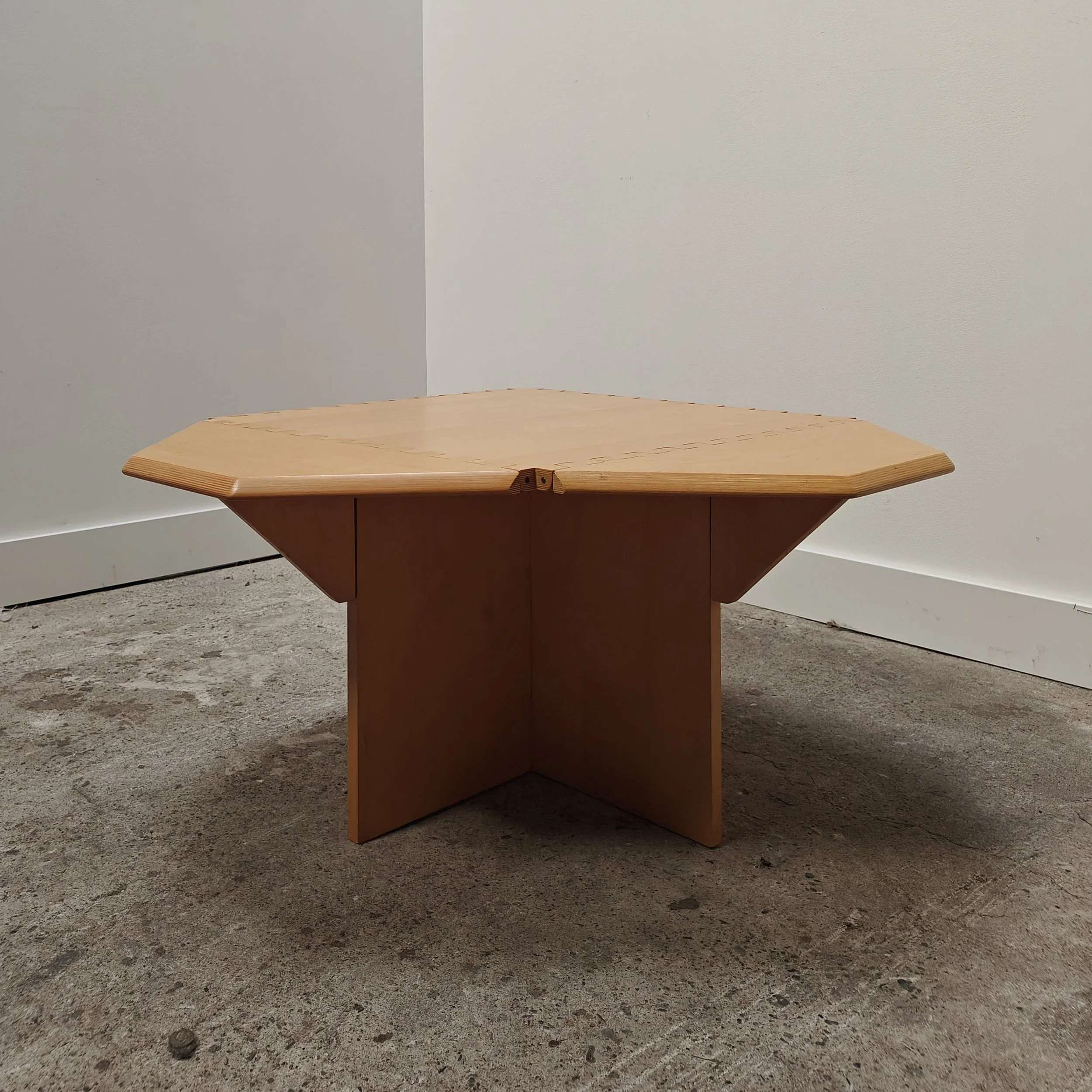 folding coffee table 2.jpg
