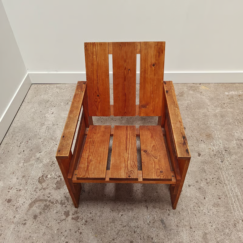 Early crate chairs 5.png