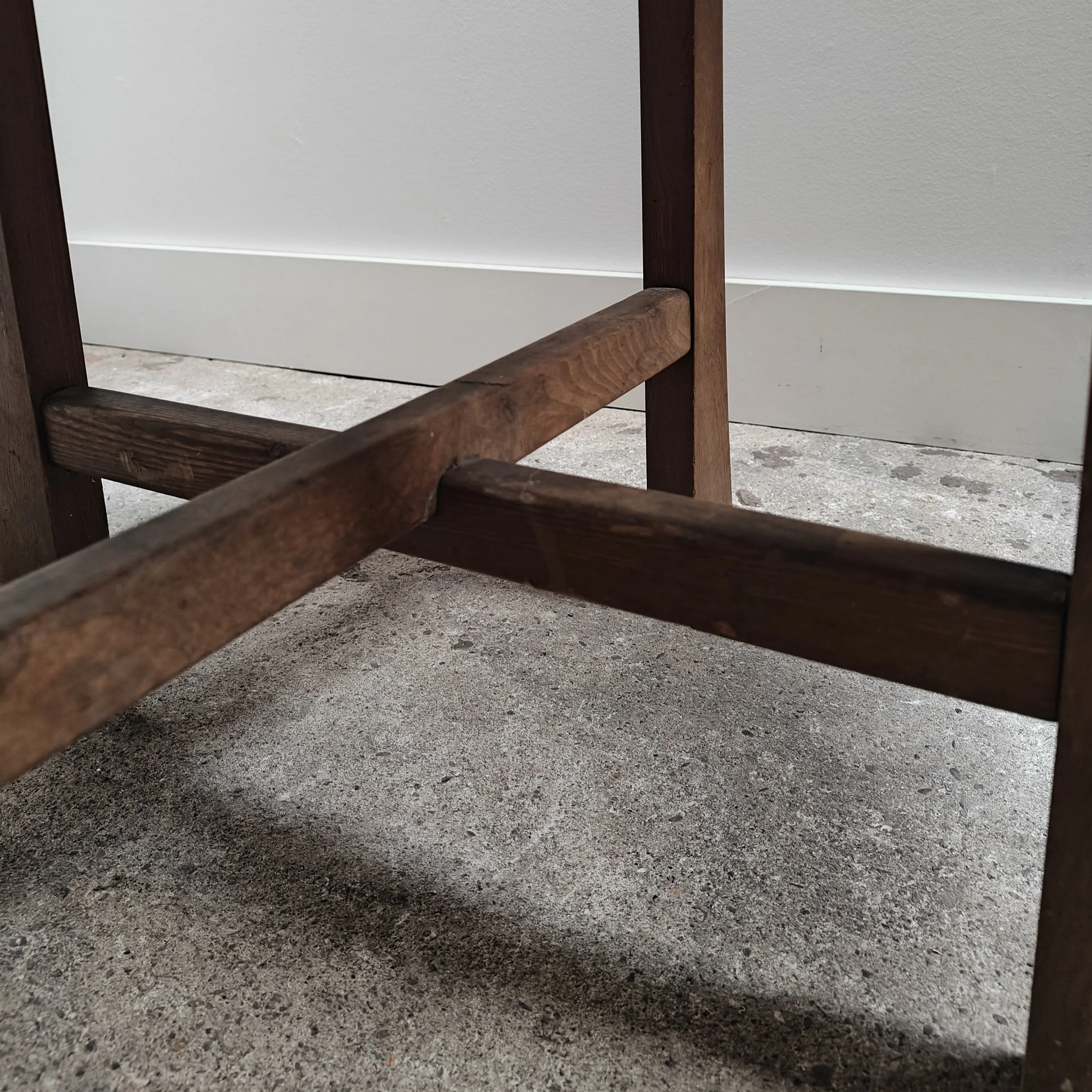 Amsterdamse school sidetable with metal tray h58 w68 3.jpg