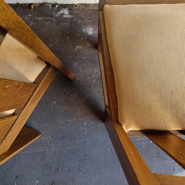 Pair of four oak chairs Haagse school 4.png