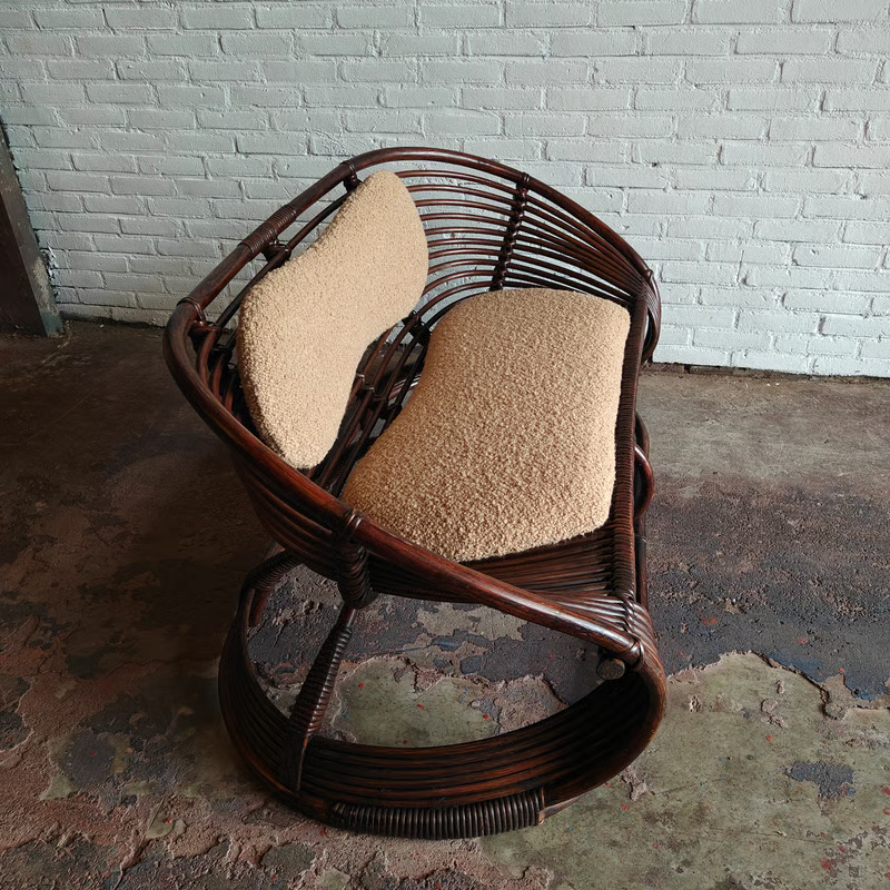 Italian rattan sofa, new cushions and upholstery 4.png