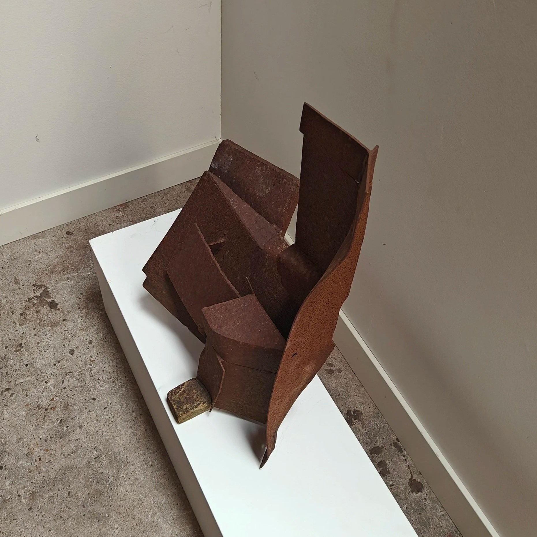 Metal+abstract+sculpture+by+R+Ditmarsch+5.jpg