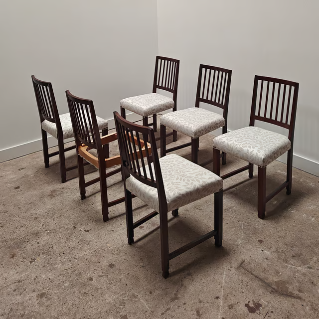 Bas van Pelt dining chairs 4.png