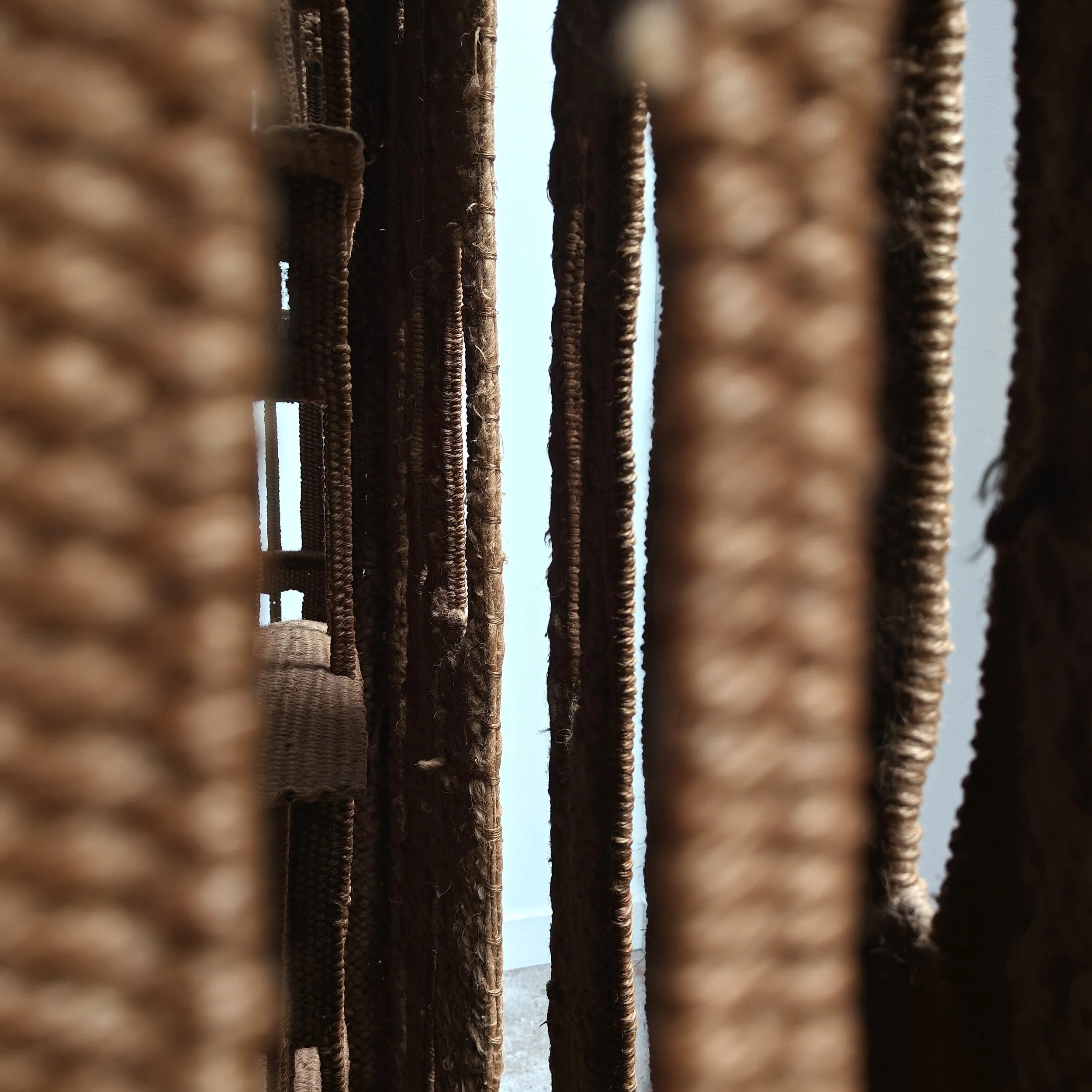 Anneke den Boer floating tapestry 10.jpg