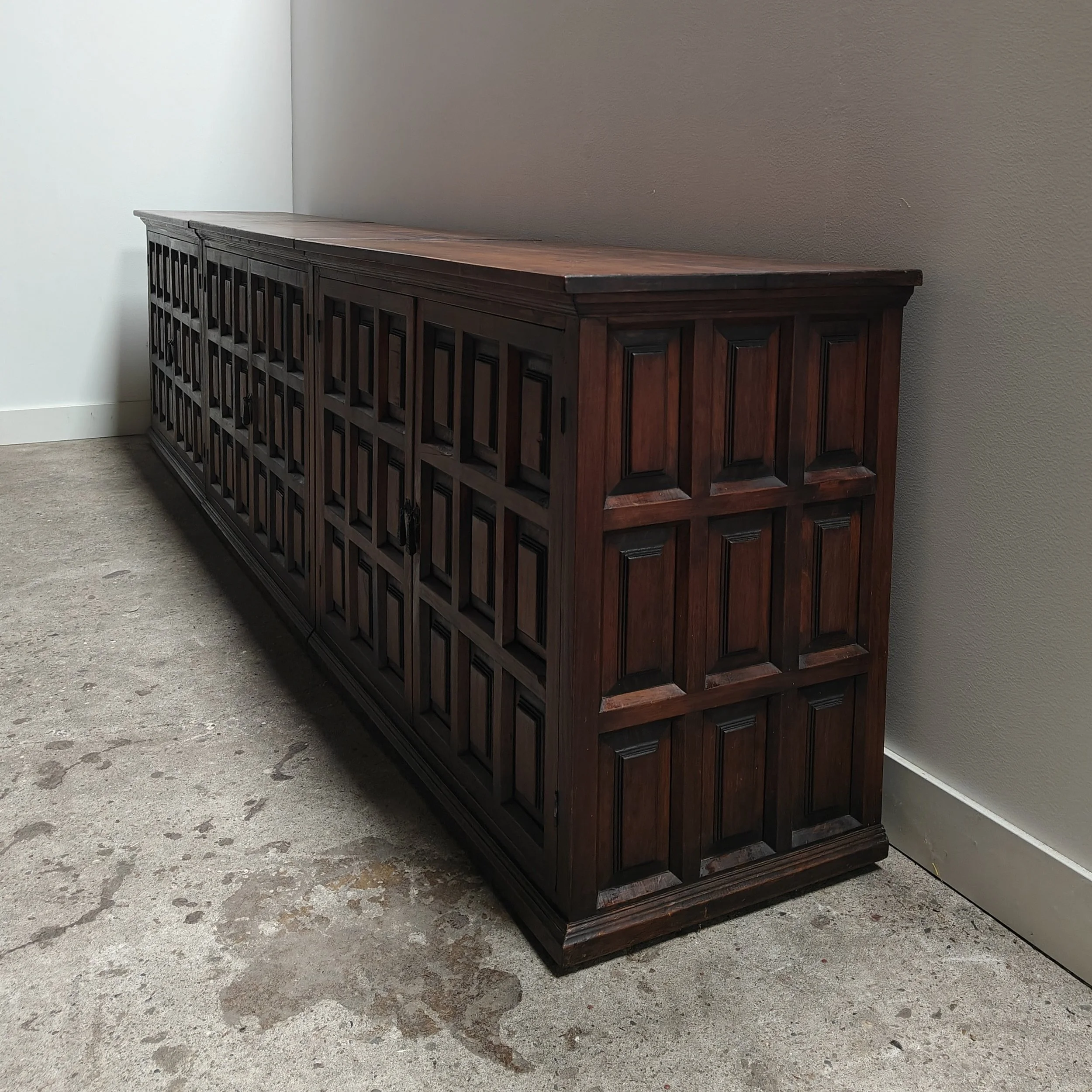 Spanish wall cupboard of 331 cm from the 1970s