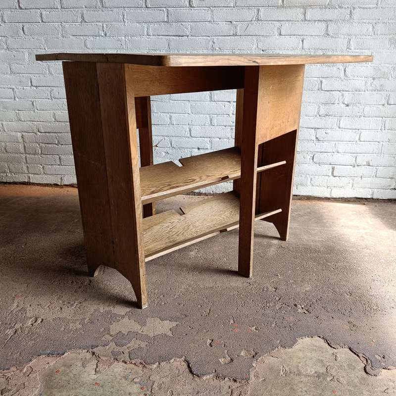 Antique folding table 6.png
