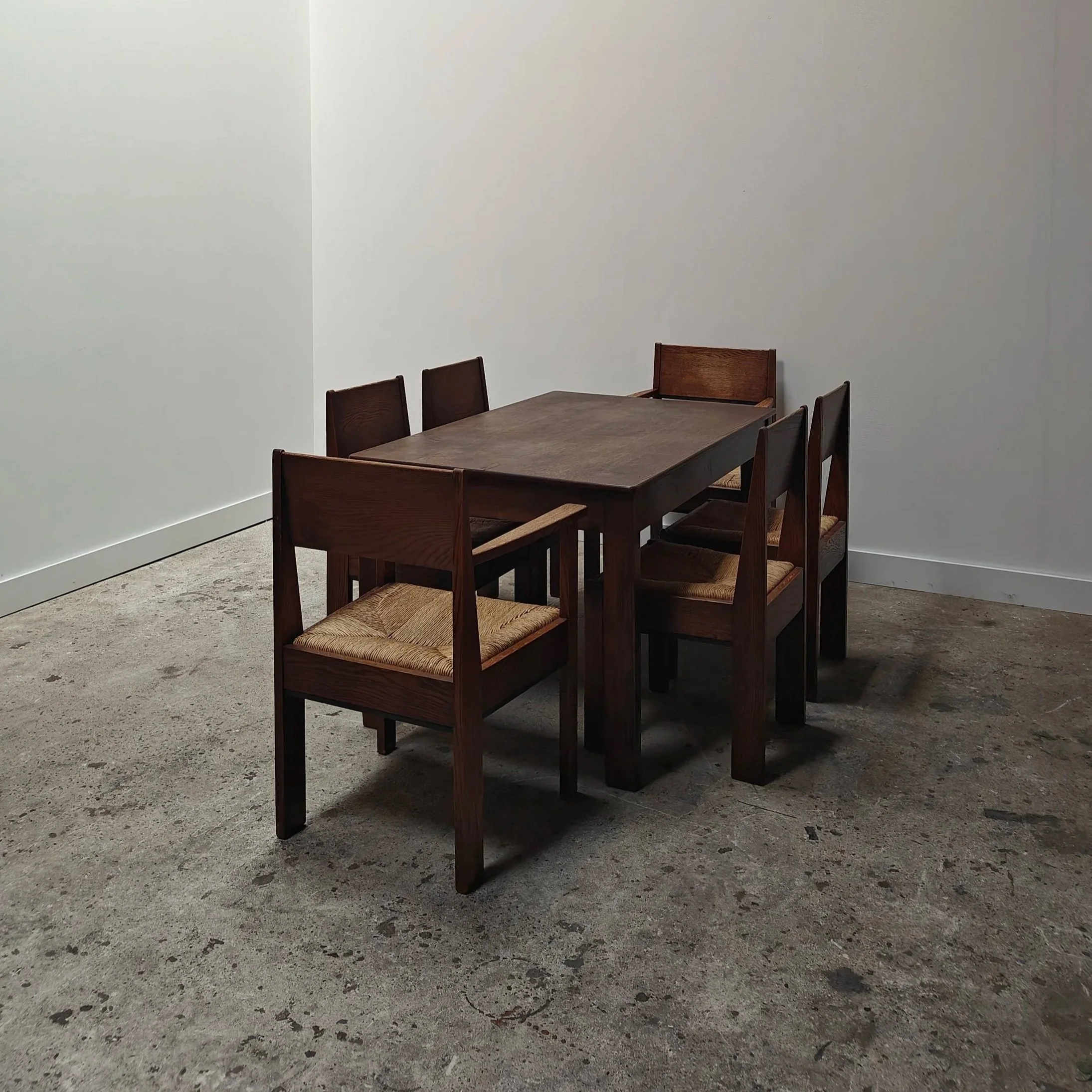 LOV+Oosterbeek+oak+dining+set+with+4+ruch+chairs+and+two+rush+armchair+12.jpg