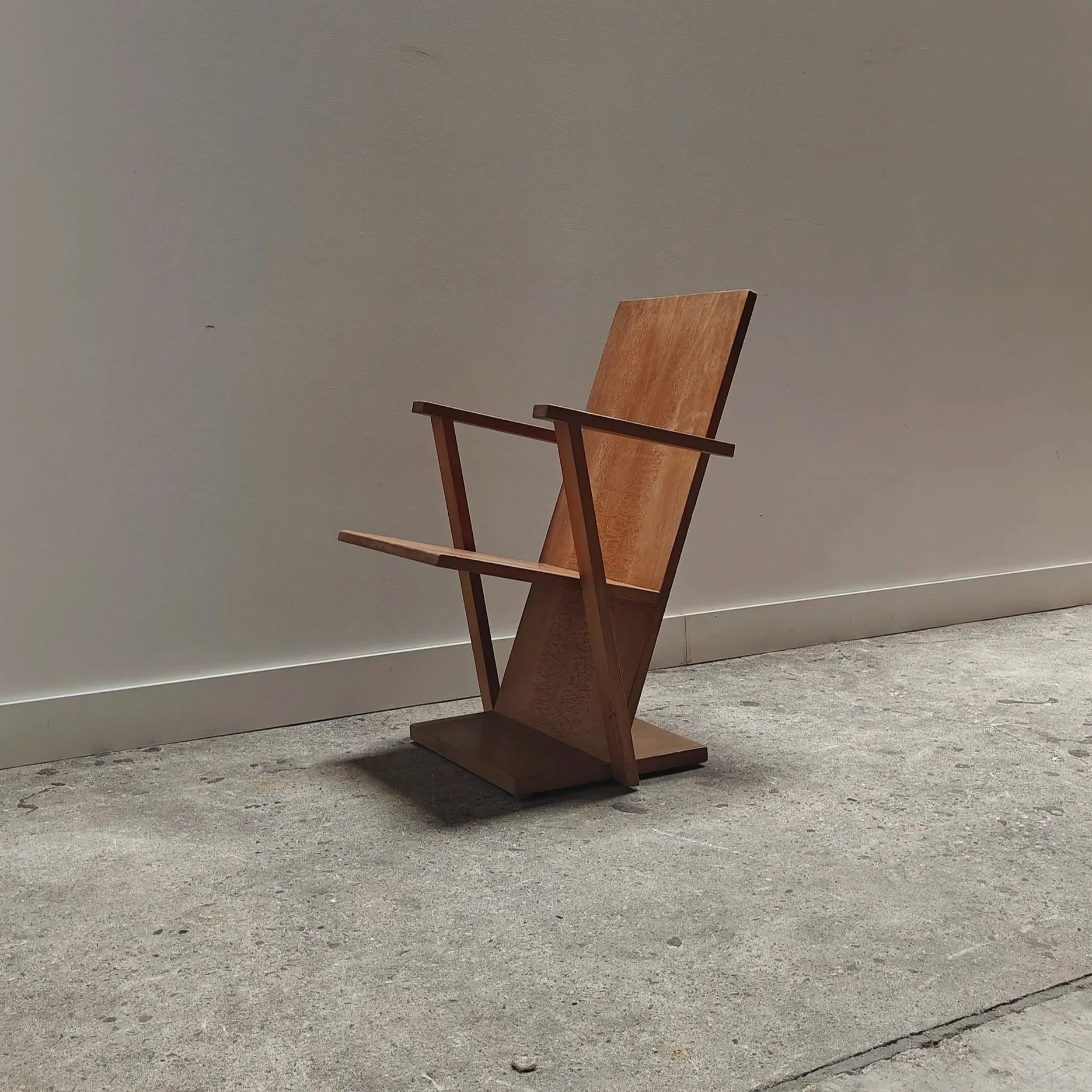 One+of+architectural+armchair+15.jpg