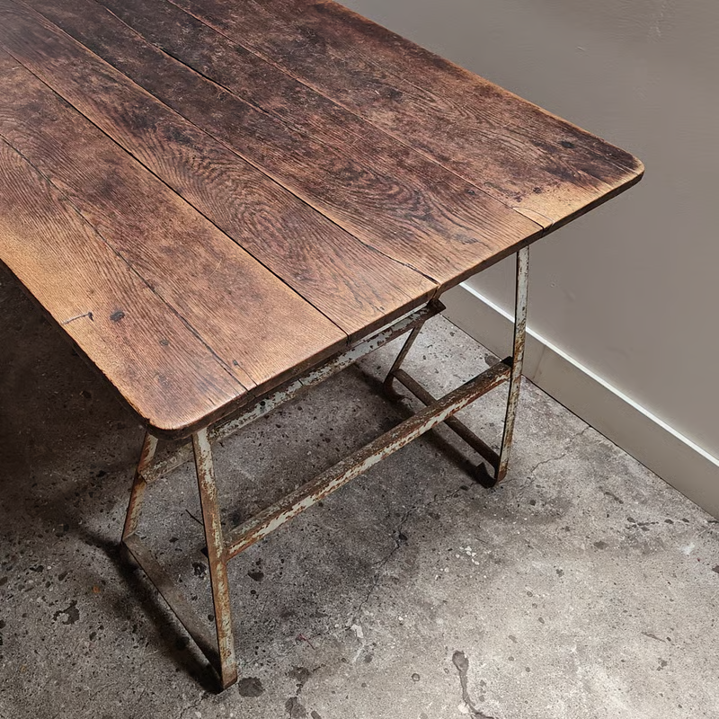 Trestles and plank top table 4.png