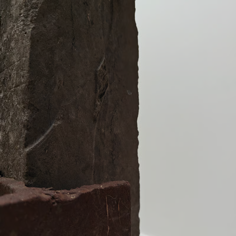 Concrete and metal sculpture RD018 3.png