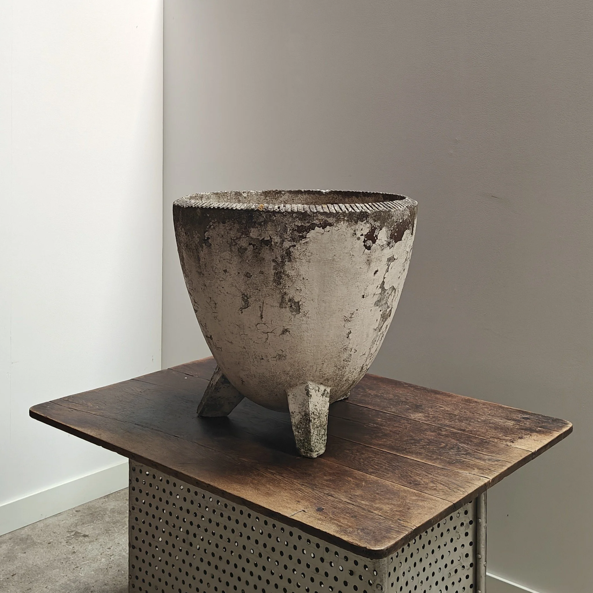 willy guhl planter 1970s 4.jpg