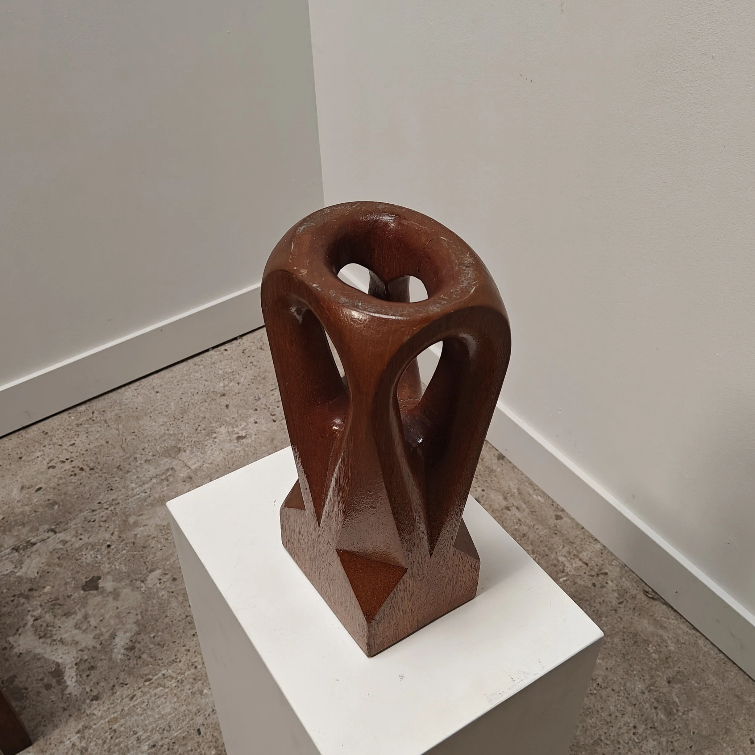 Abstract wooden sculpture 1.jpg
