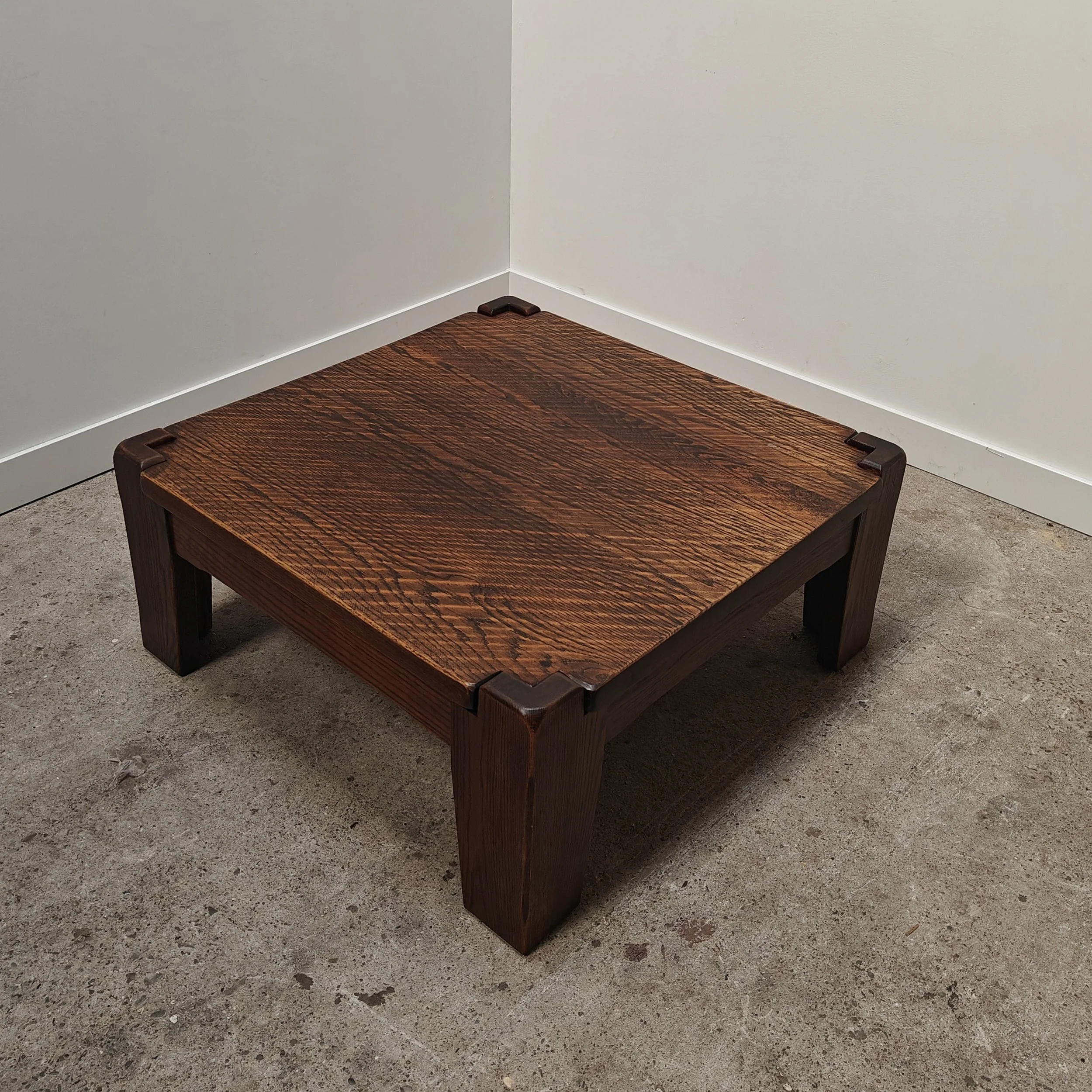 Oak sqaure coffeetable 4.jpg