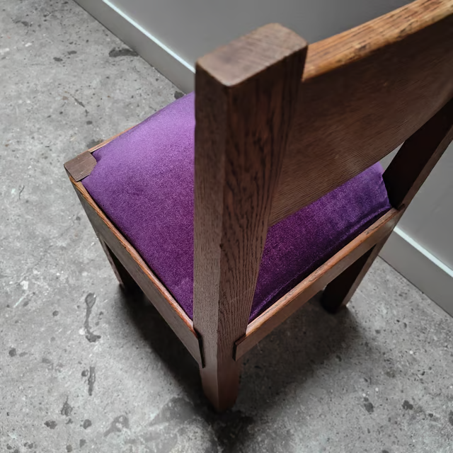 Modernist 1930's occasional chair 5.png