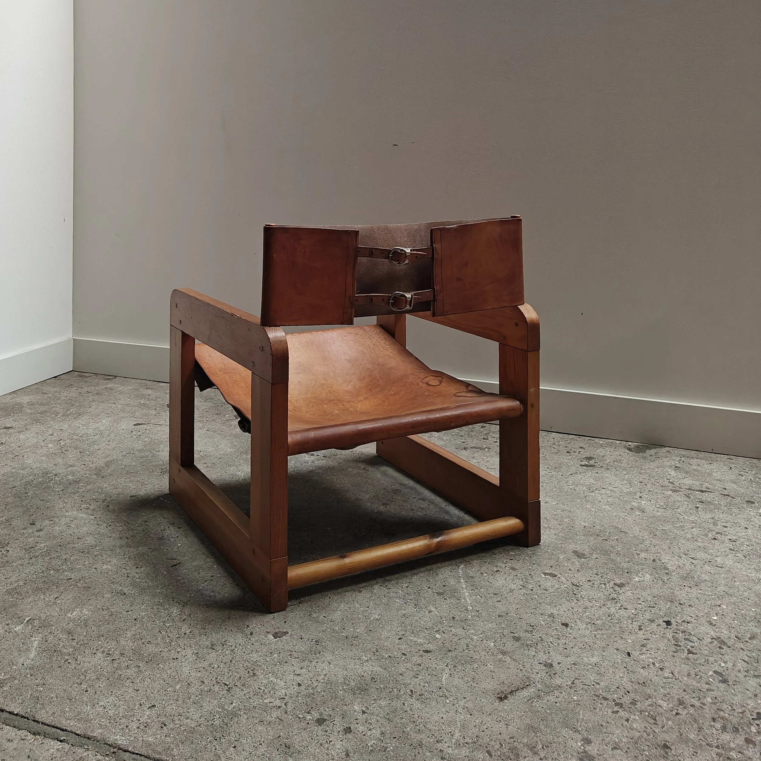 Pine and cognac leather carpenter made armchair 1970s 3.jpg