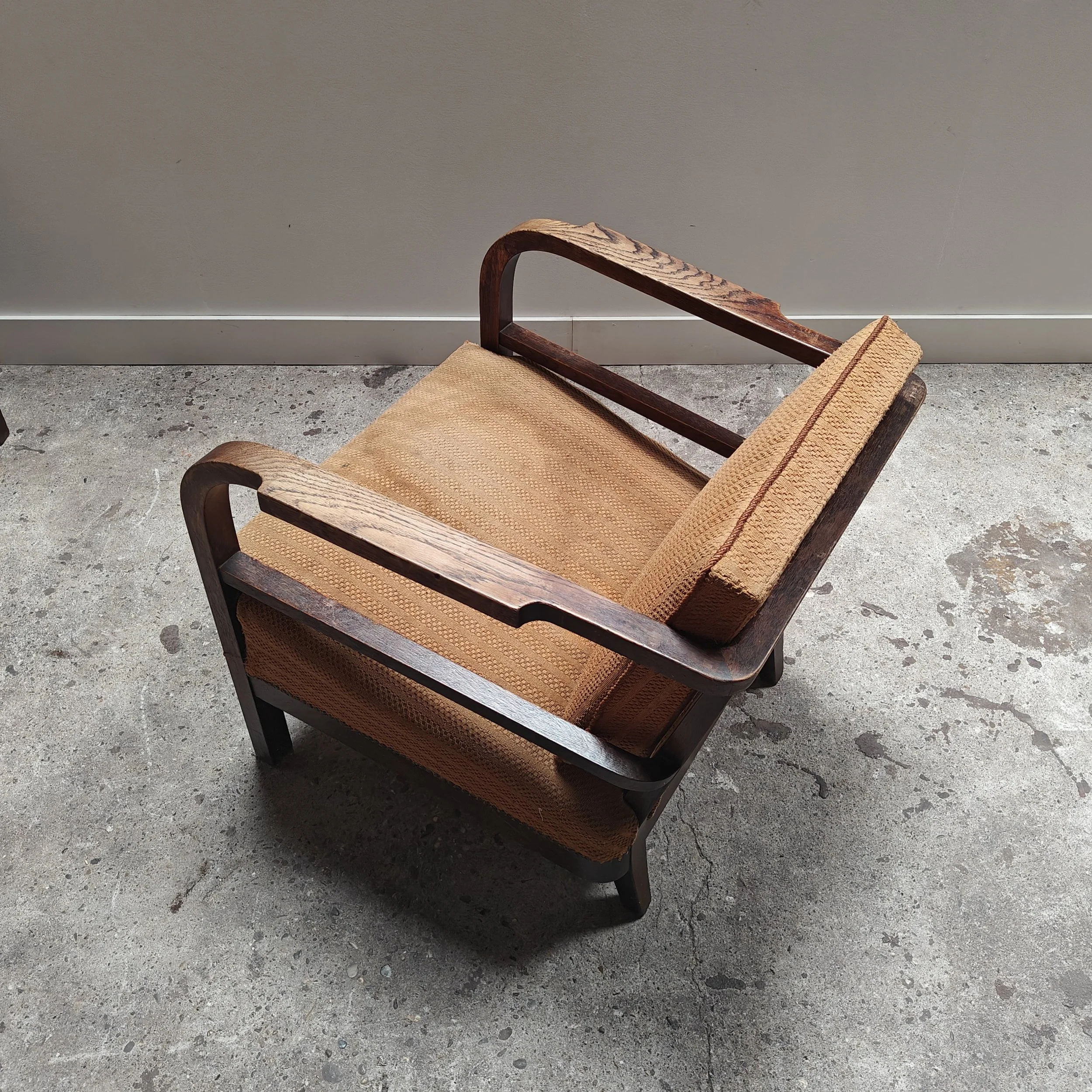 Set of two armchairs fream eastern Europe 3.jpg