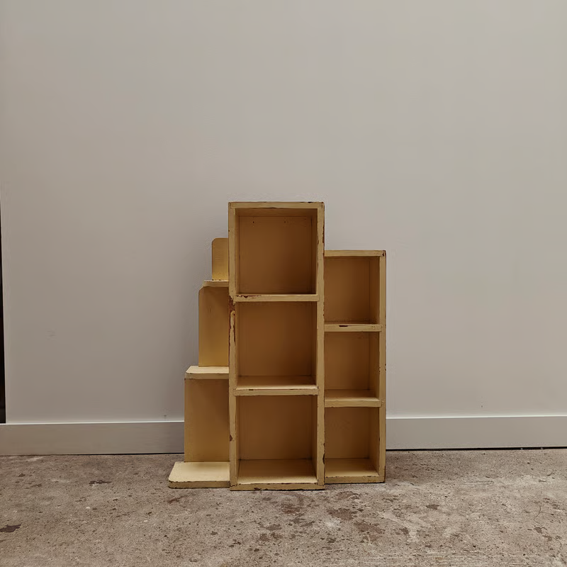 Art Deco shelving unit 3.png
